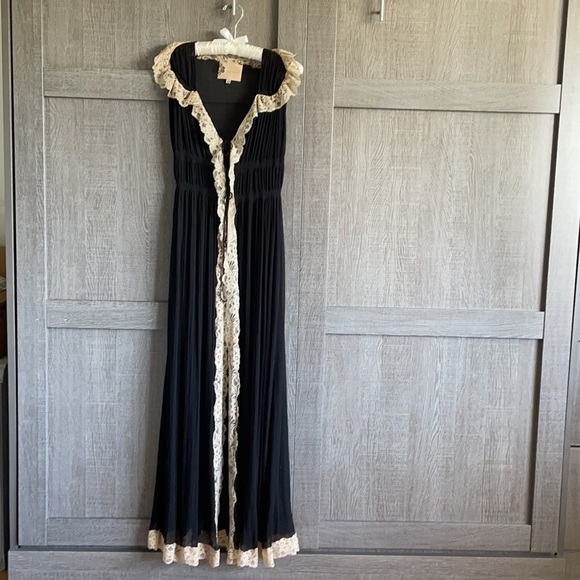 BHLDN Other - NWOT BHLDN peignoir by Fleur Wood (flaw)